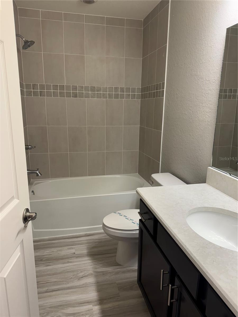 ASTONIA PH 2 & 3 - Residential Lease