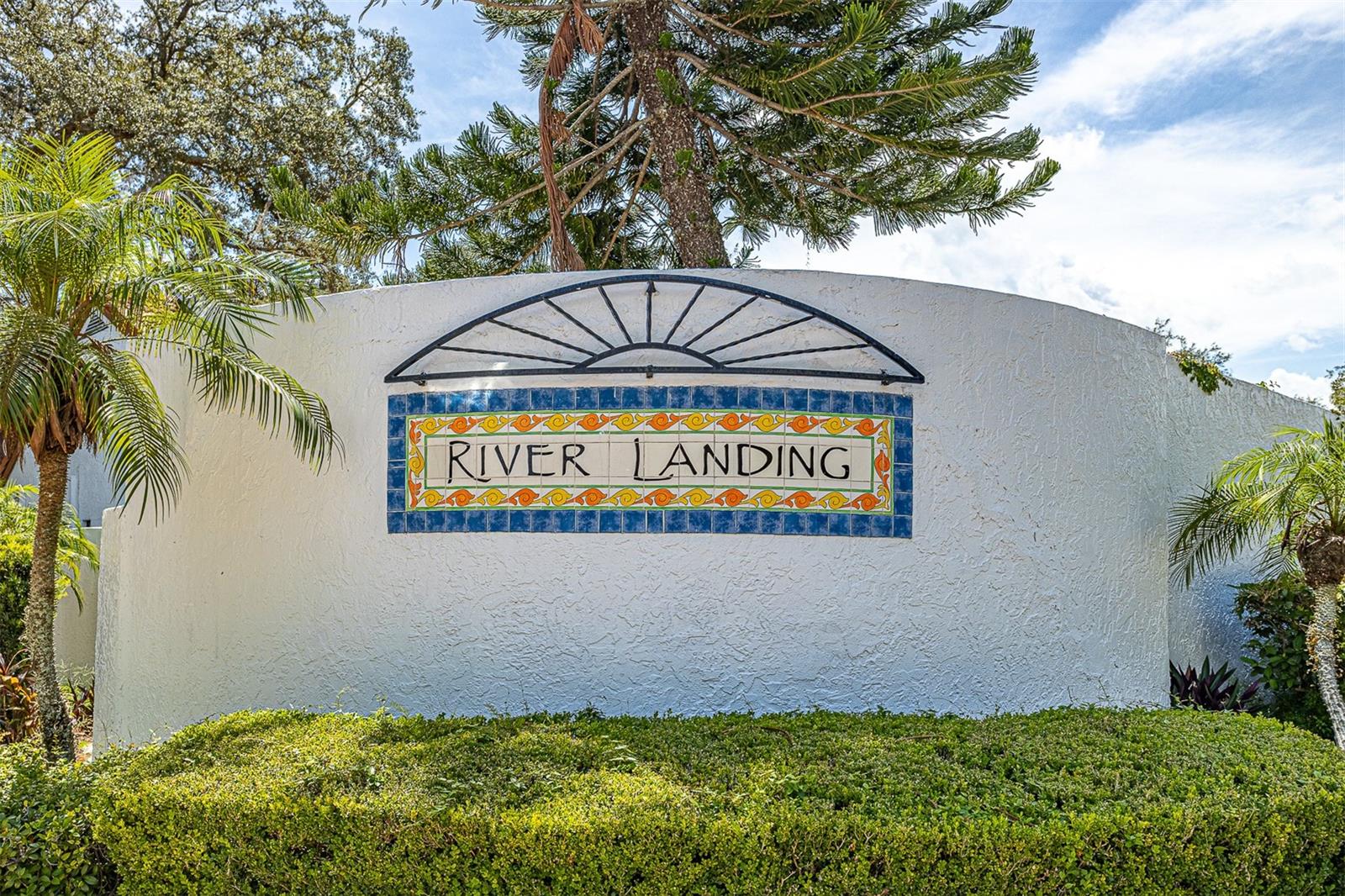 VISTA DEL RIO - Residential