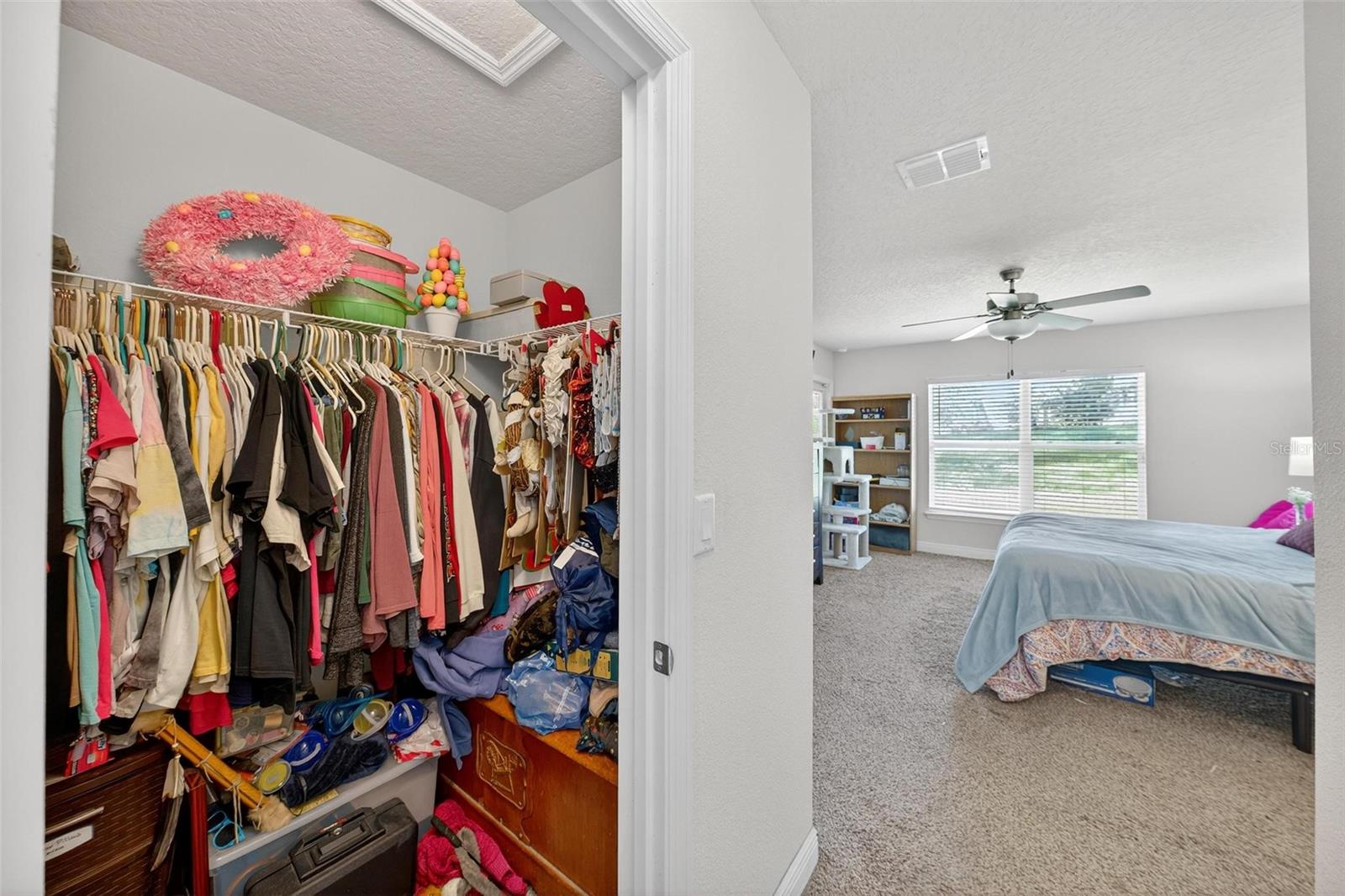 LEESBURG ASHTON WOODS - Residential