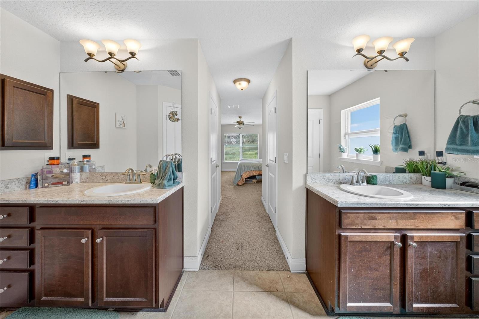 LEESBURG ASHTON WOODS - Residential