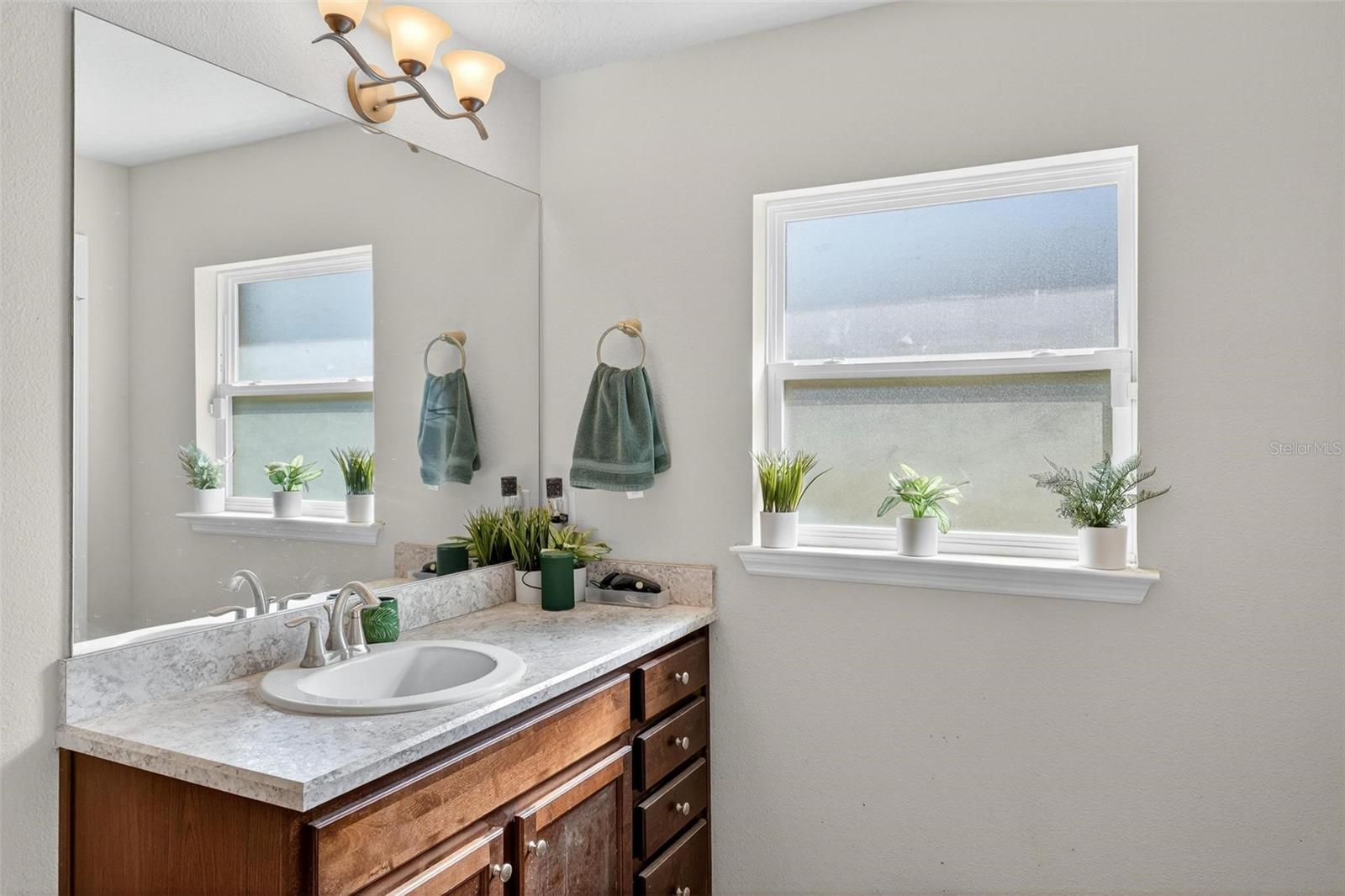 LEESBURG ASHTON WOODS - Residential