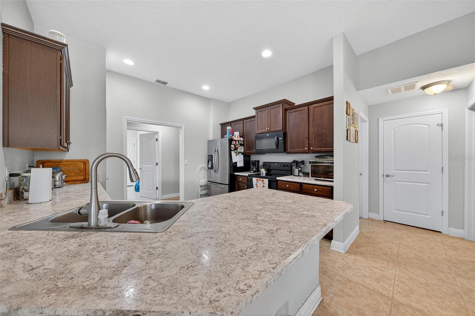 LEESBURG ASHTON WOODS - Residential