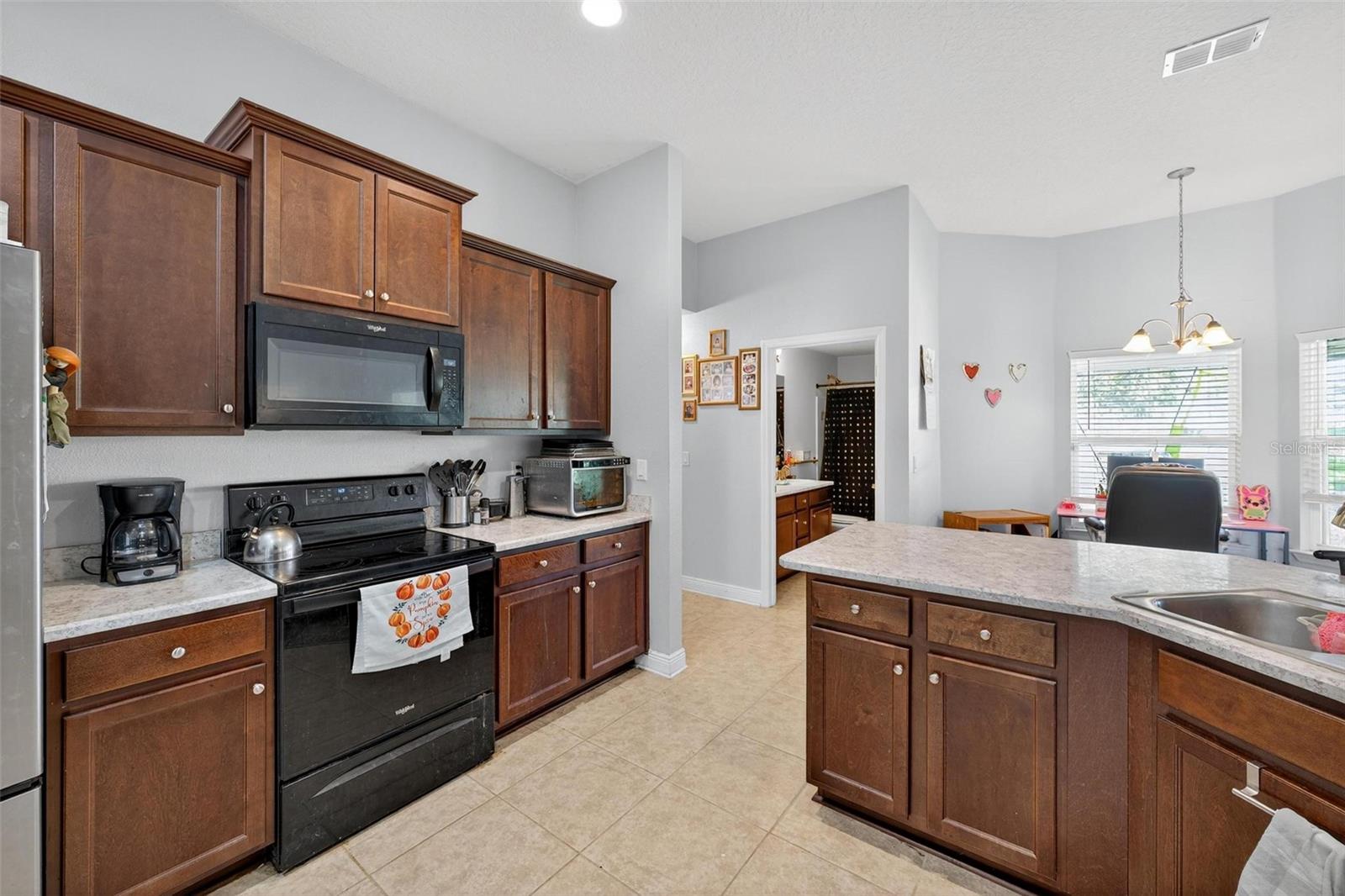 LEESBURG ASHTON WOODS - Residential