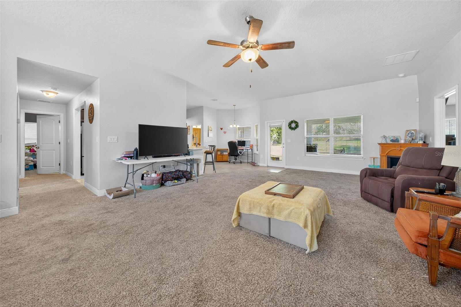 LEESBURG ASHTON WOODS - Residential