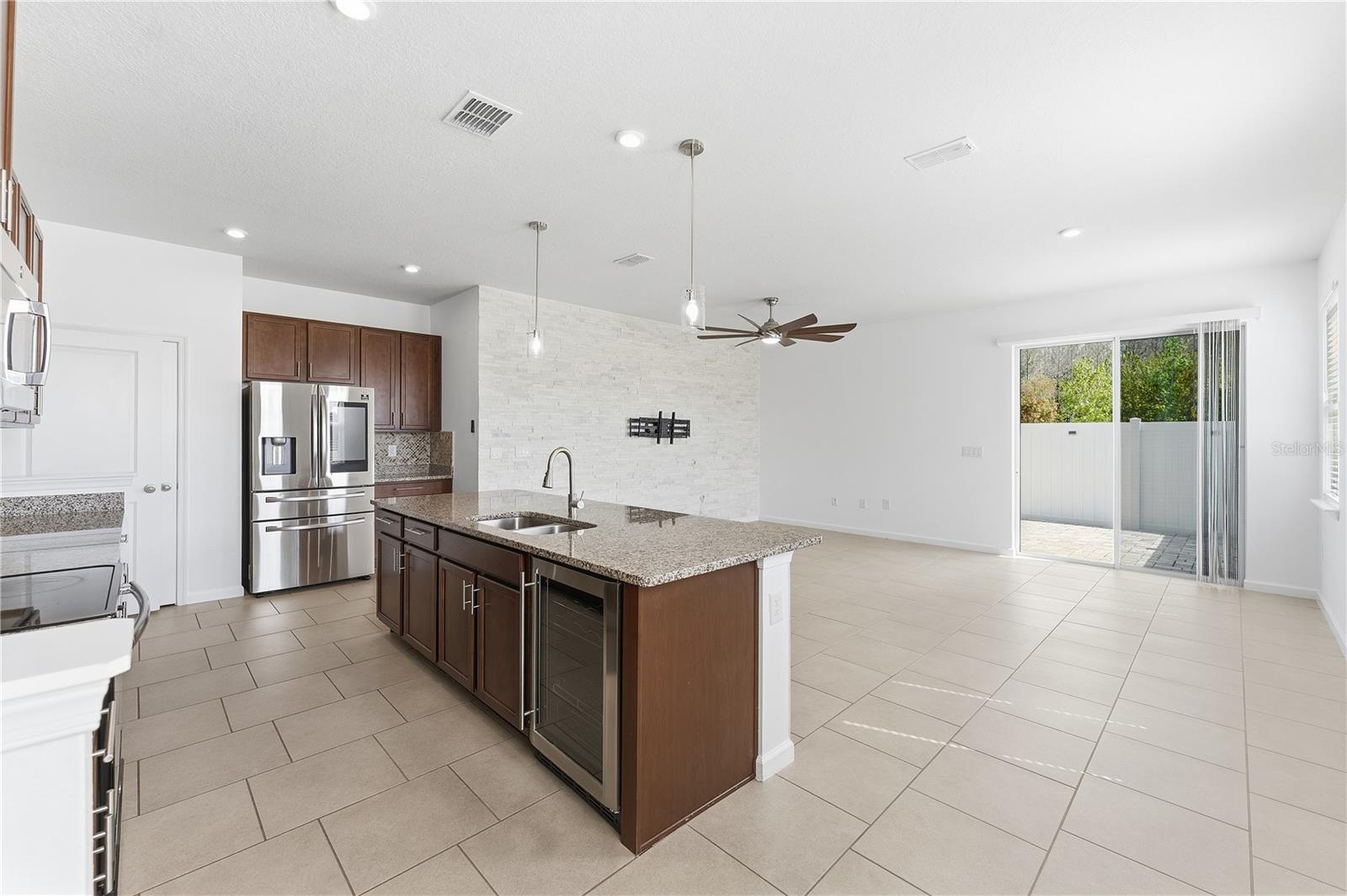 CYPRESS RIDGE - Residential Lease