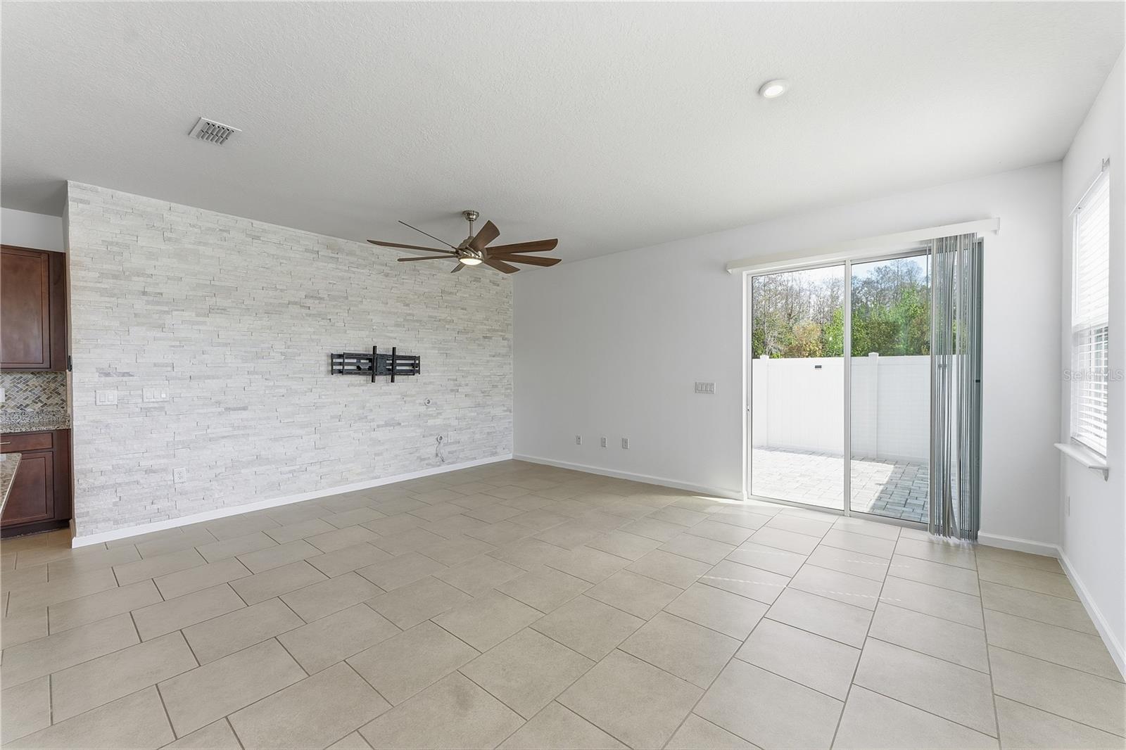 CYPRESS RIDGE - Residential Lease