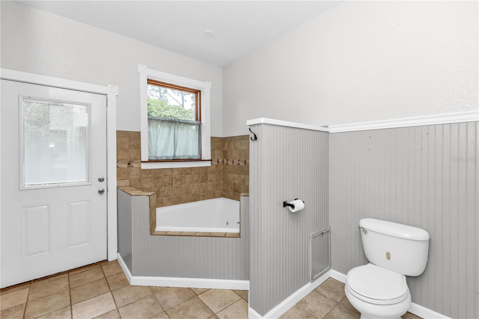 DORSEYS BLUE SPGS PARK - Residential