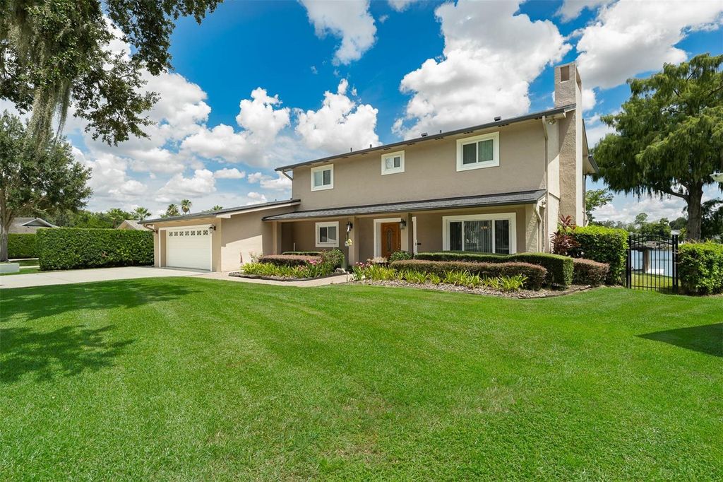 Photo of 7706 Waunatta Court, Winter Park, FL 32792 (MLS # O6355996)