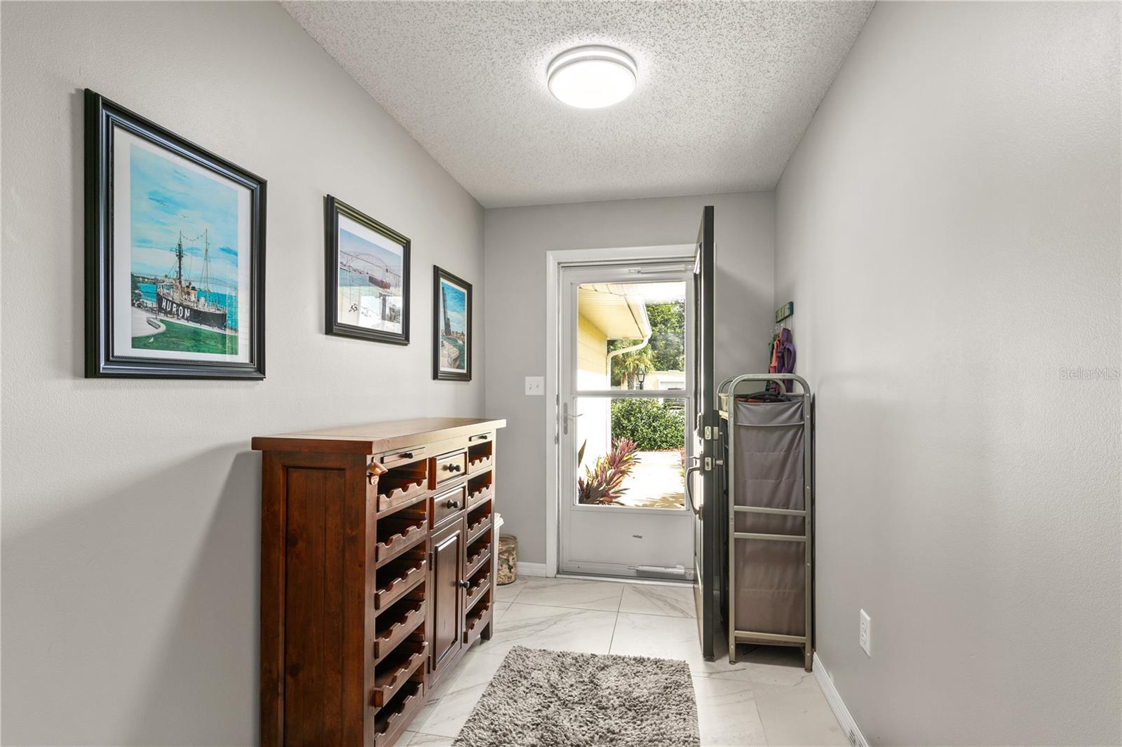 504 AMBASSADOR AVENUE