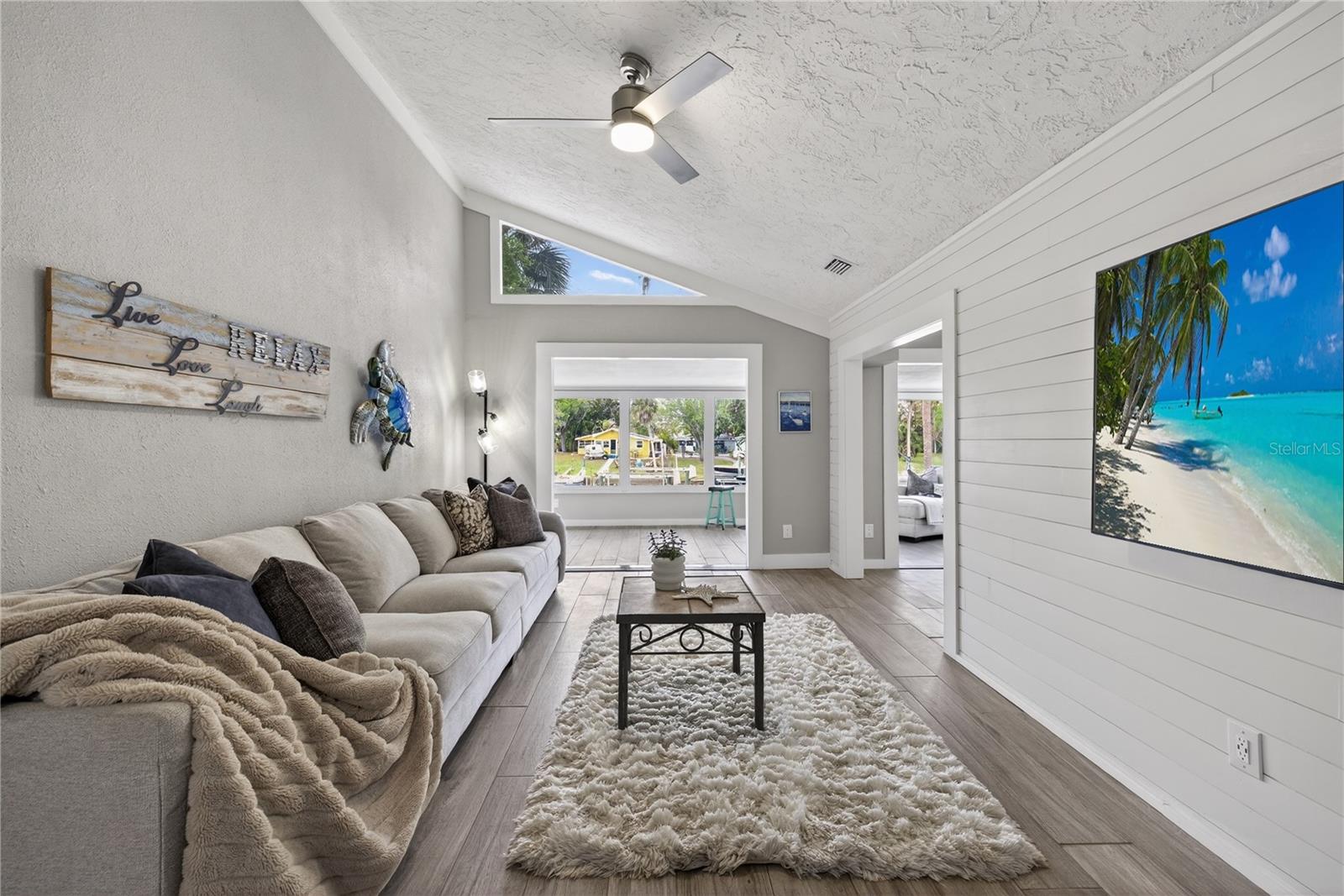 RIO VISTA PARK - Residential