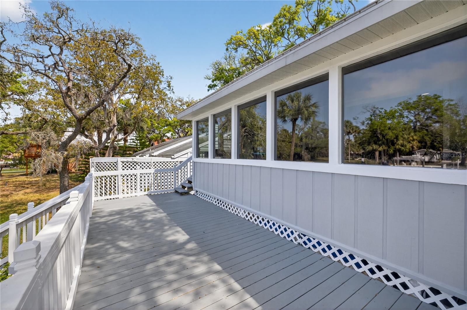 RIO VISTA PARK - Residential