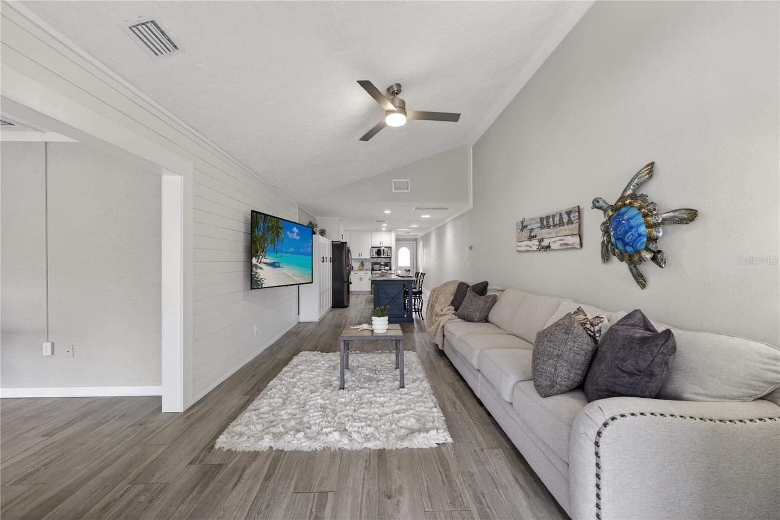 RIO VISTA PARK - Residential