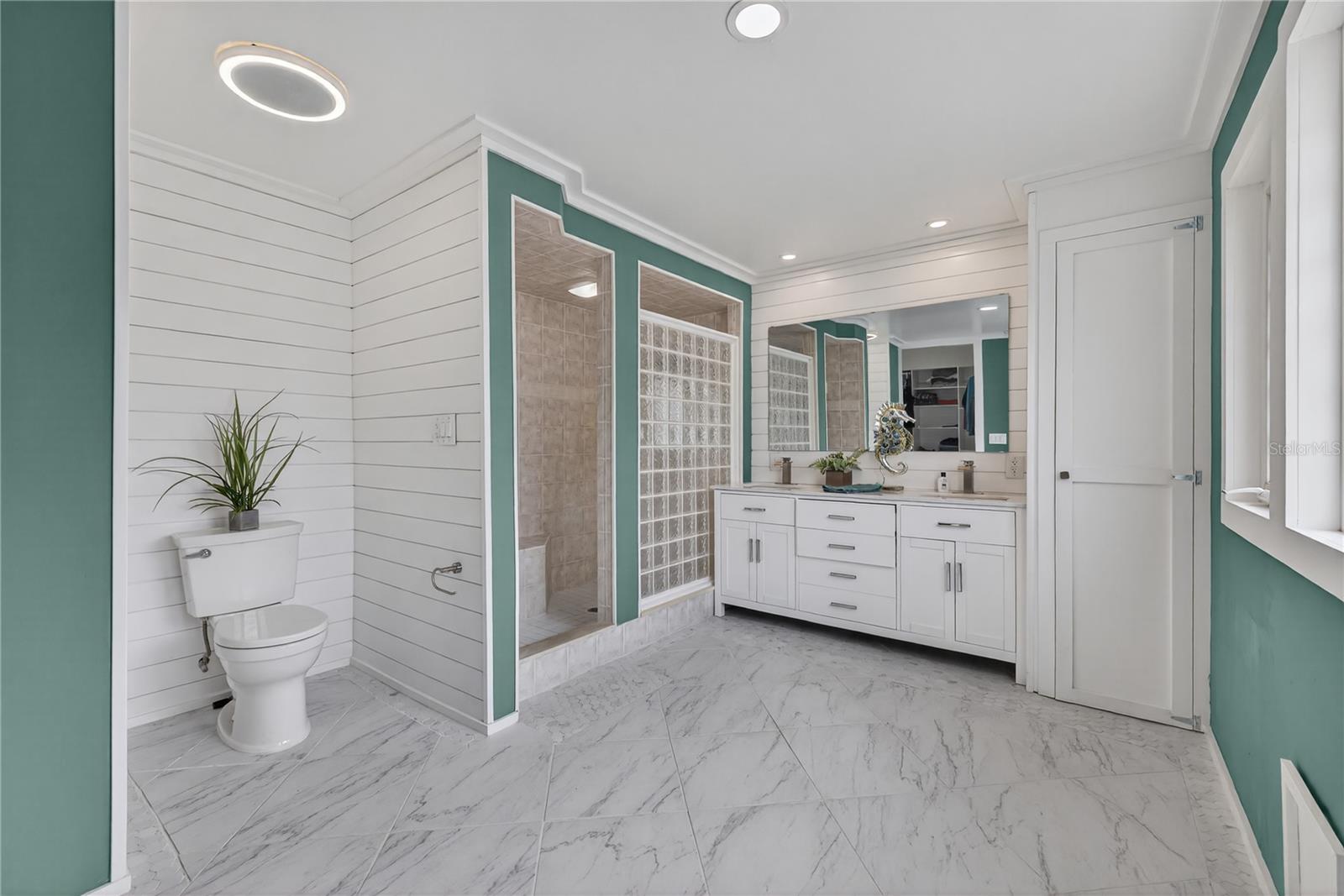 RIO VISTA PARK - Residential