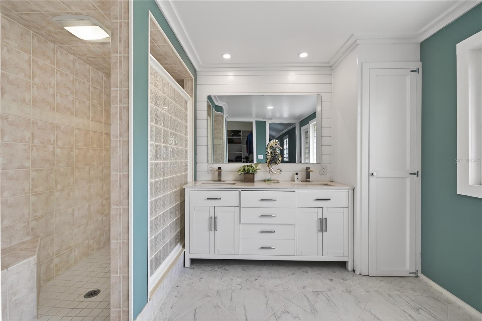 RIO VISTA PARK - Residential