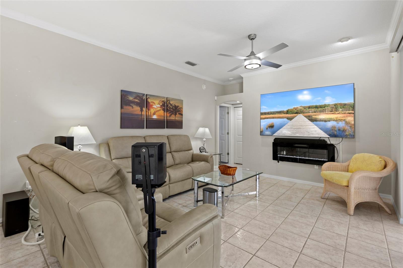 RIVERWALK VILLAGE SUBPHASE F - Residential