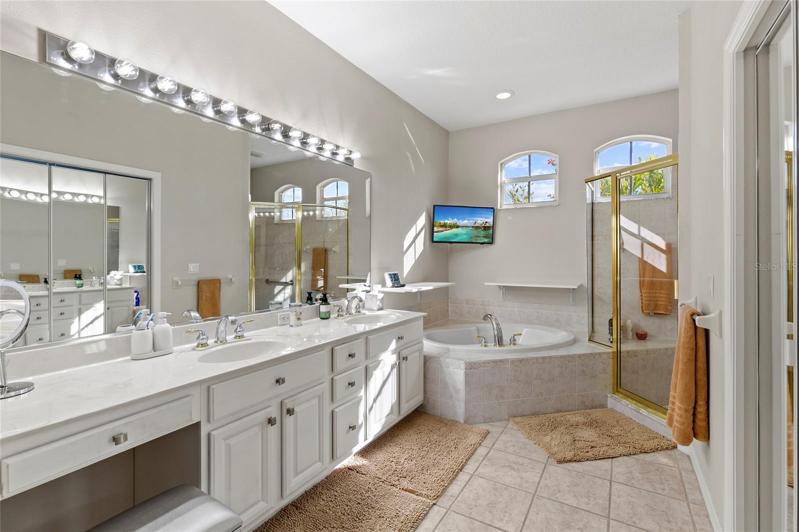 RIVERWALK VILLAGE SUBPHASE F - Residential