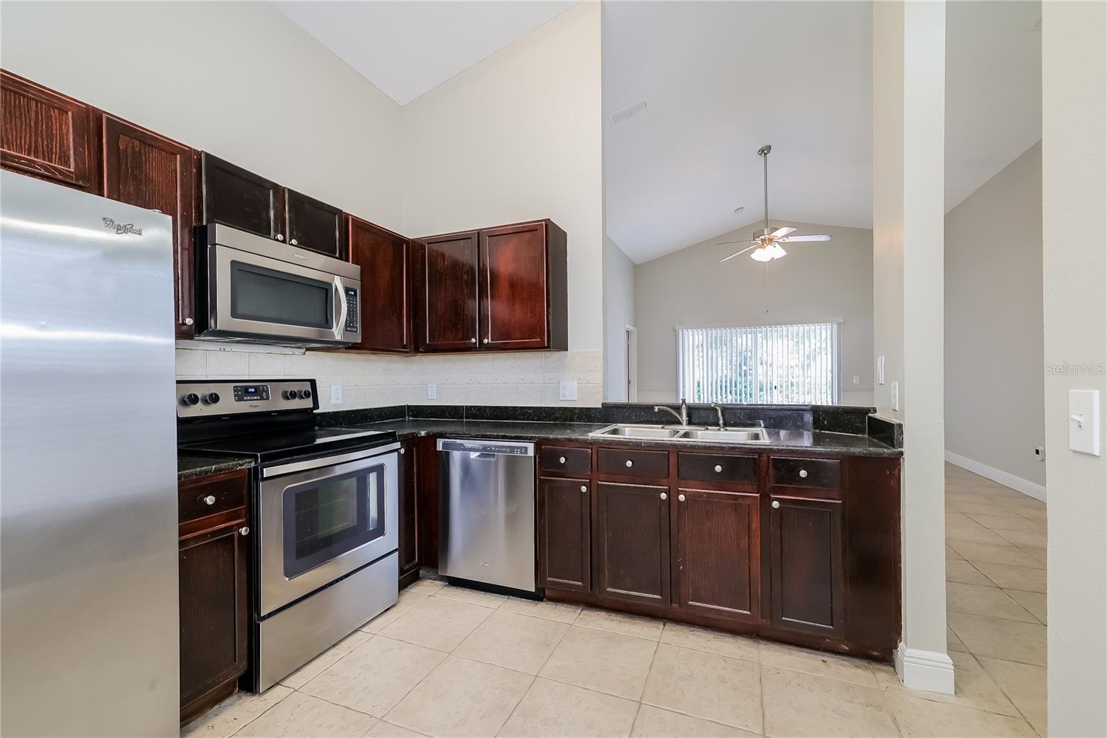 PEPPERTREE AT CYPRESS WOODS U1 - Residential Lease