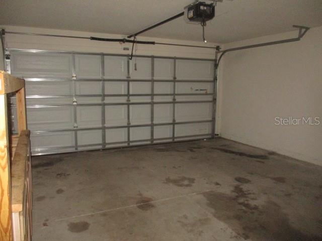 HERNANDO OAKS PH 3 - Residential