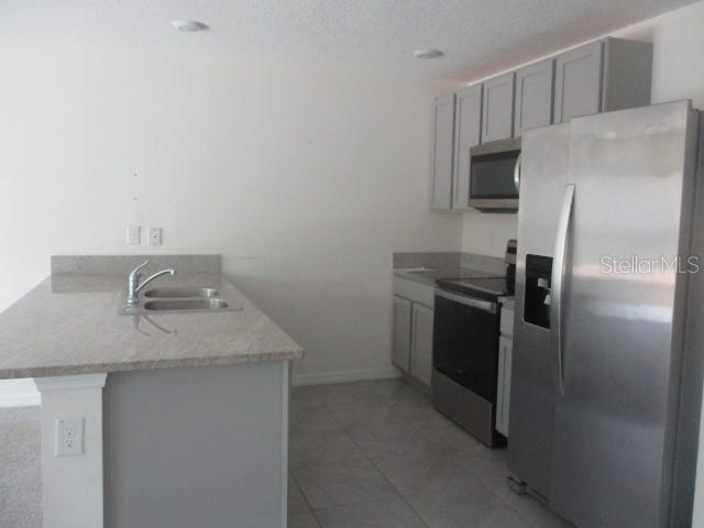 HERNANDO OAKS PH 3 - Residential