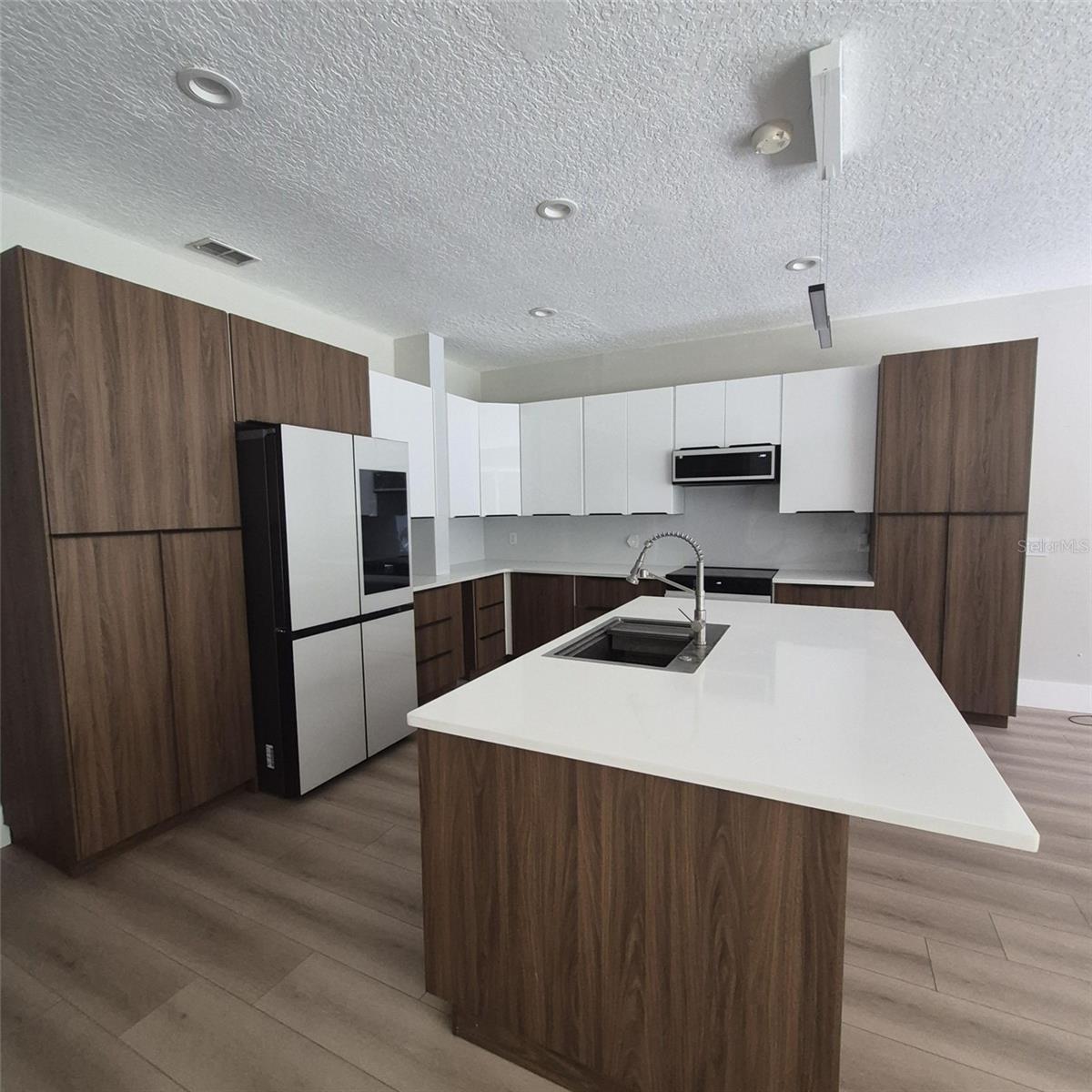 TIMBER ISLE - Residential