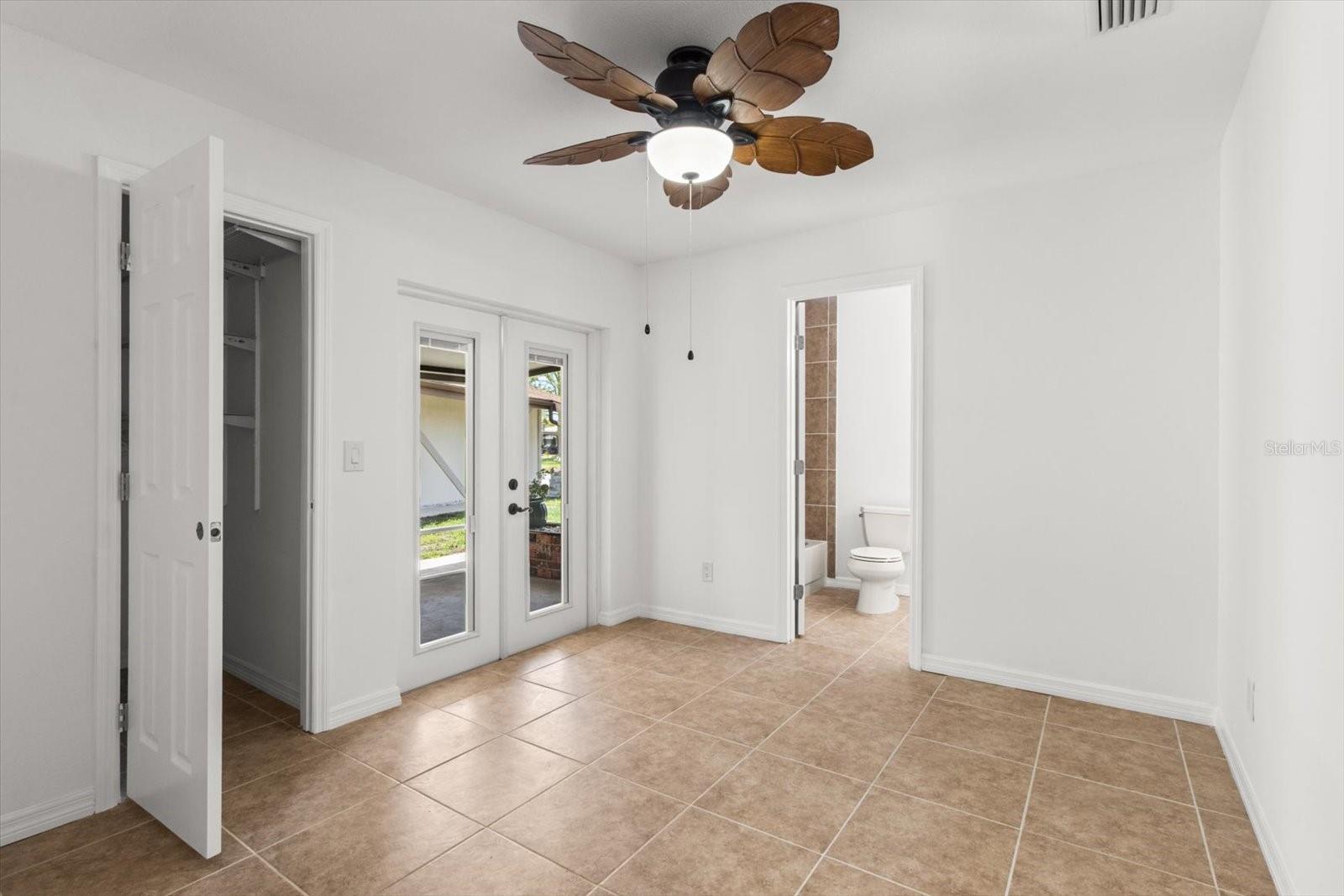 RIVERHAVEN VILLAGE - Residential