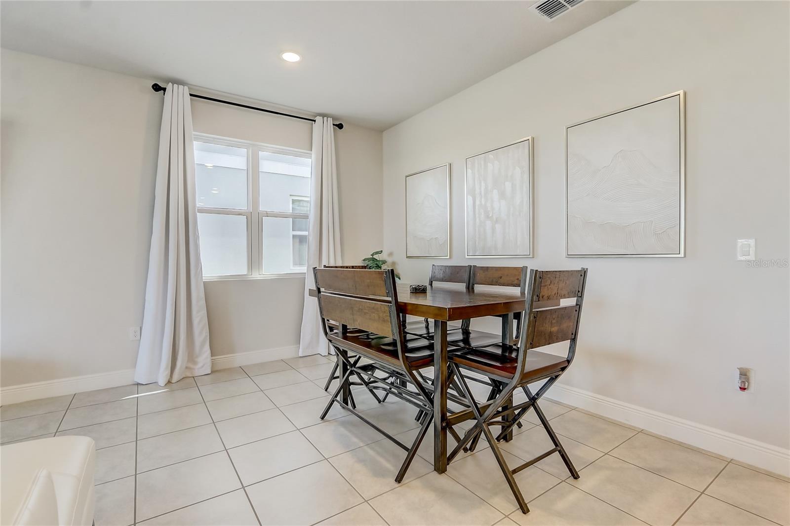 EDEN HILLS - Residential