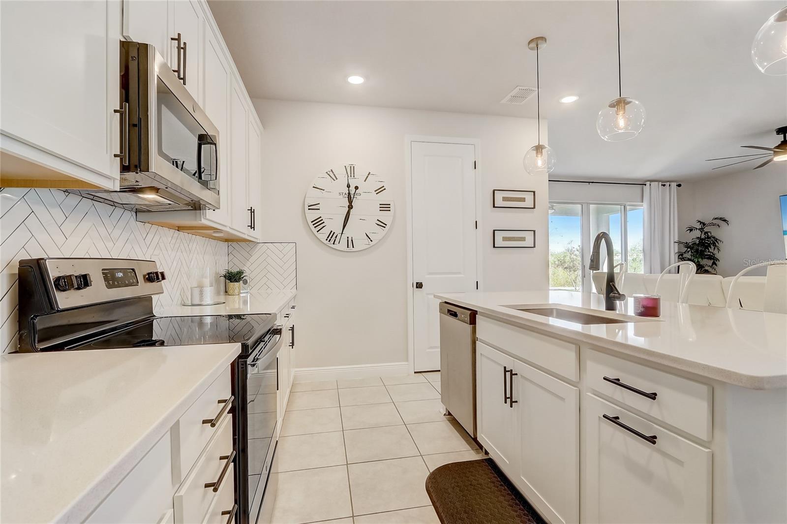 EDEN HILLS - Residential