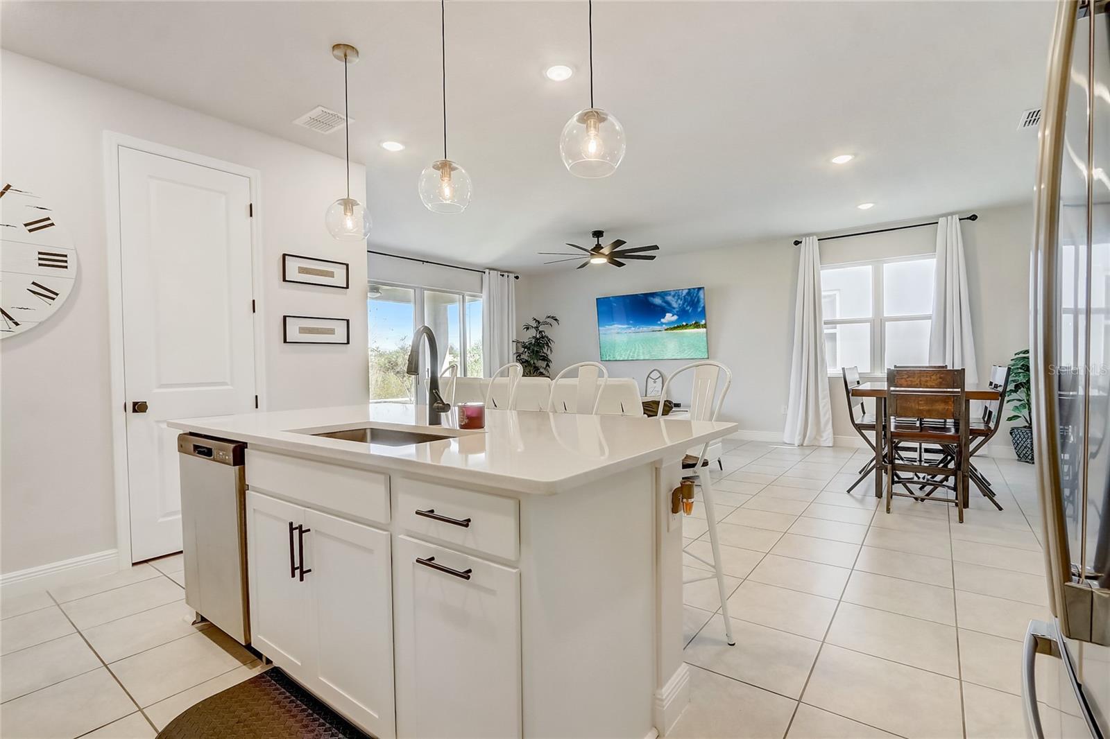 EDEN HILLS - Residential