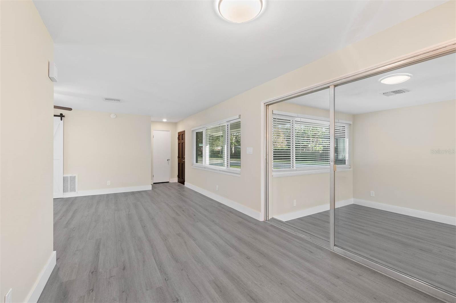 OAKLAND SHORES 3RD ADD REP - Residential Lease