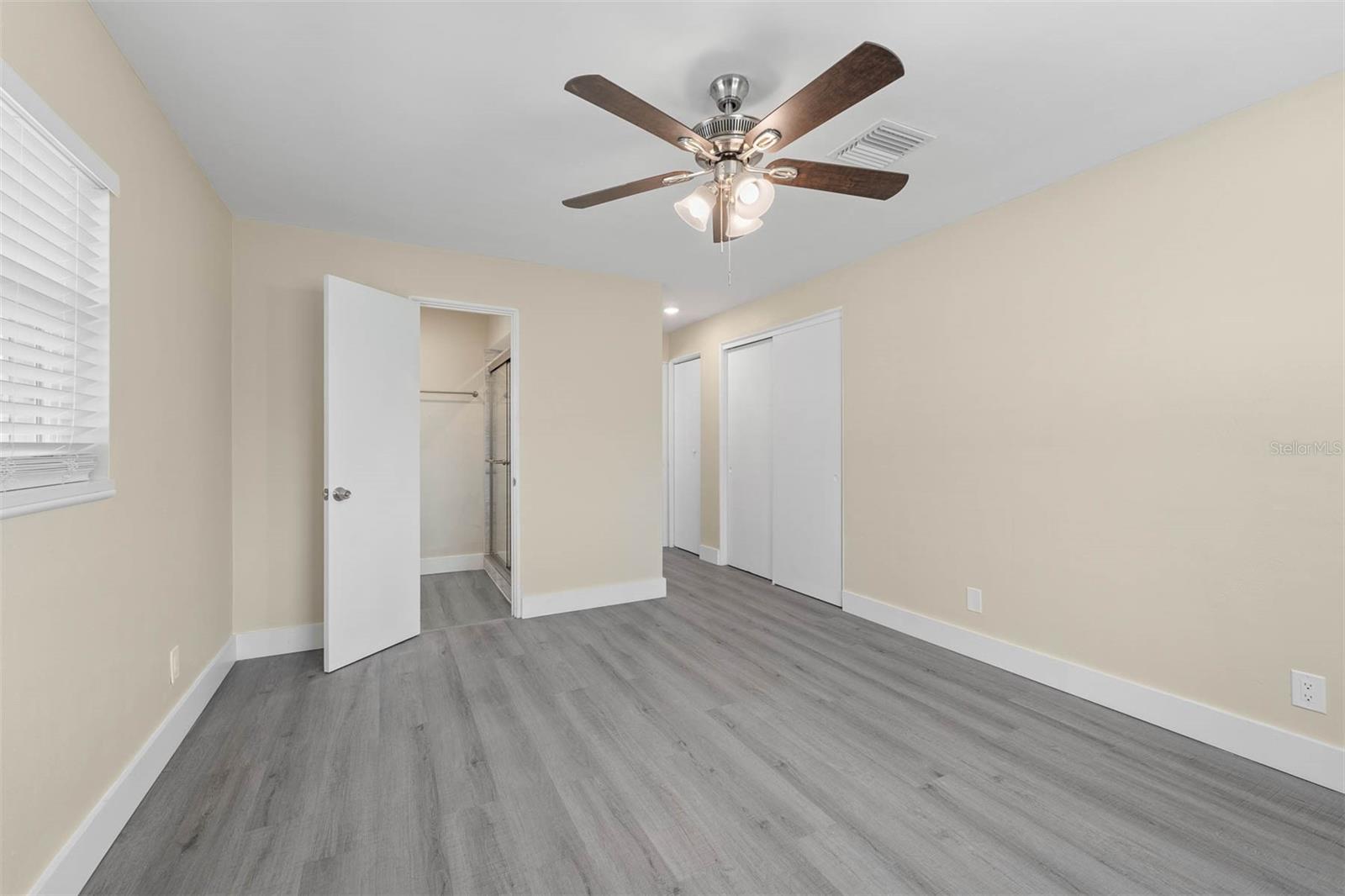 OAKLAND SHORES 3RD ADD REP - Residential Lease