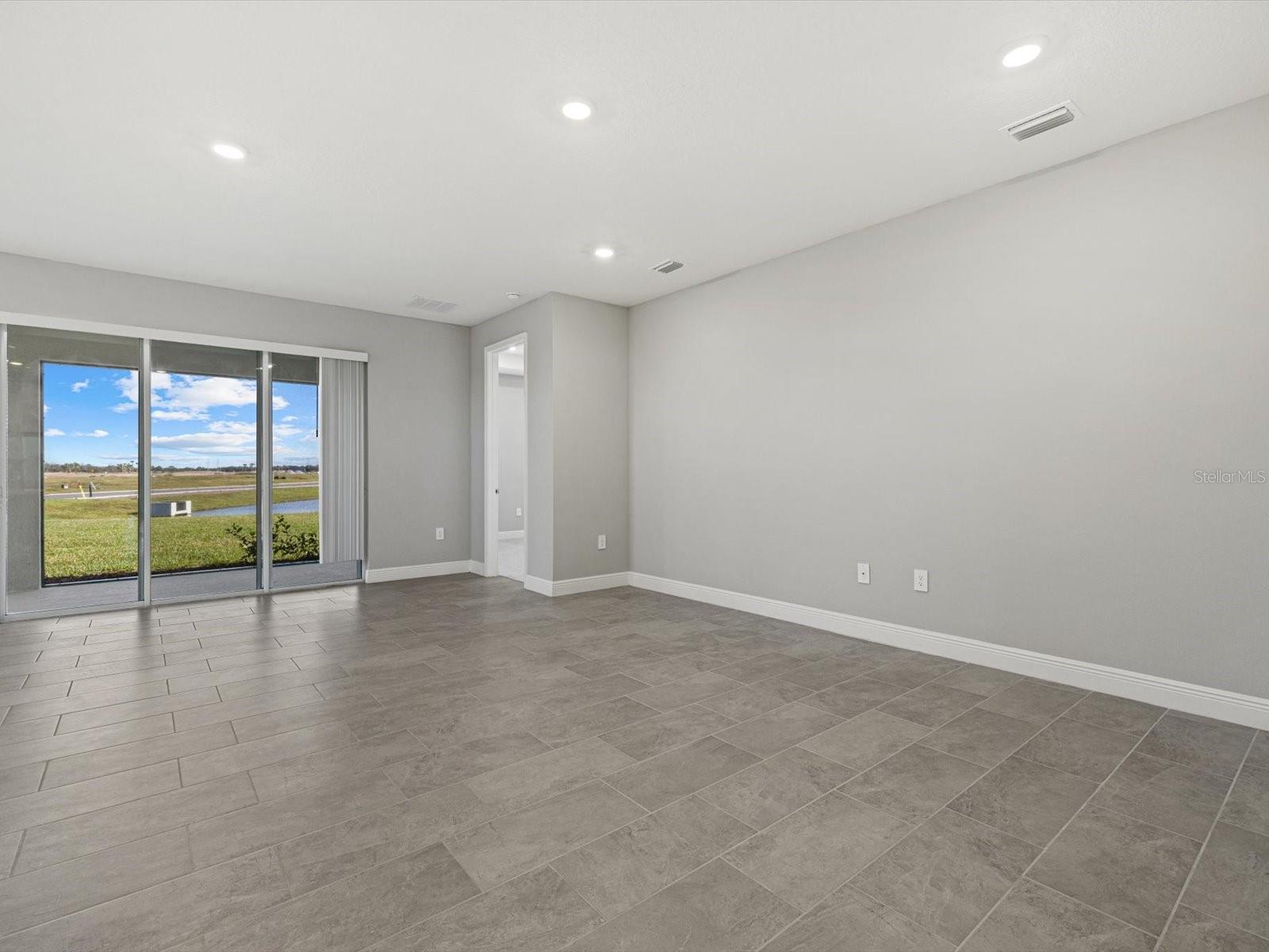 STAR FARMS PH I-IV - Residential Lease