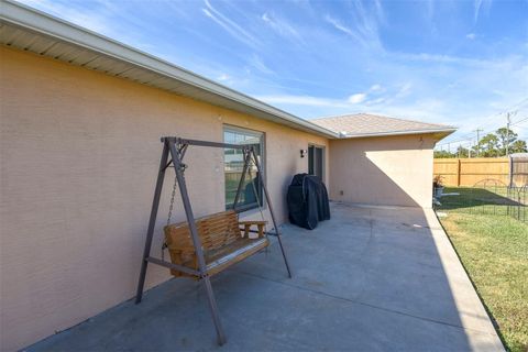 A home in EDGEWATER