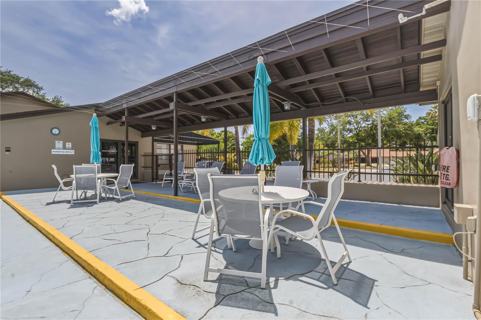 BRAEMOOR LAKE VILLAS - Residential