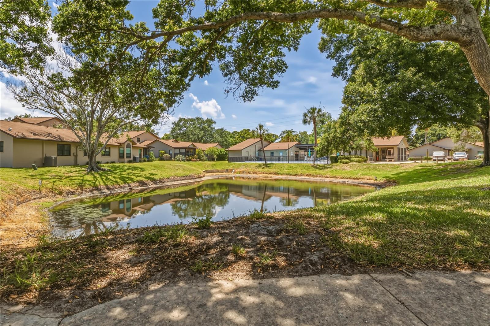 BRAEMOOR LAKE VILLAS - Residential