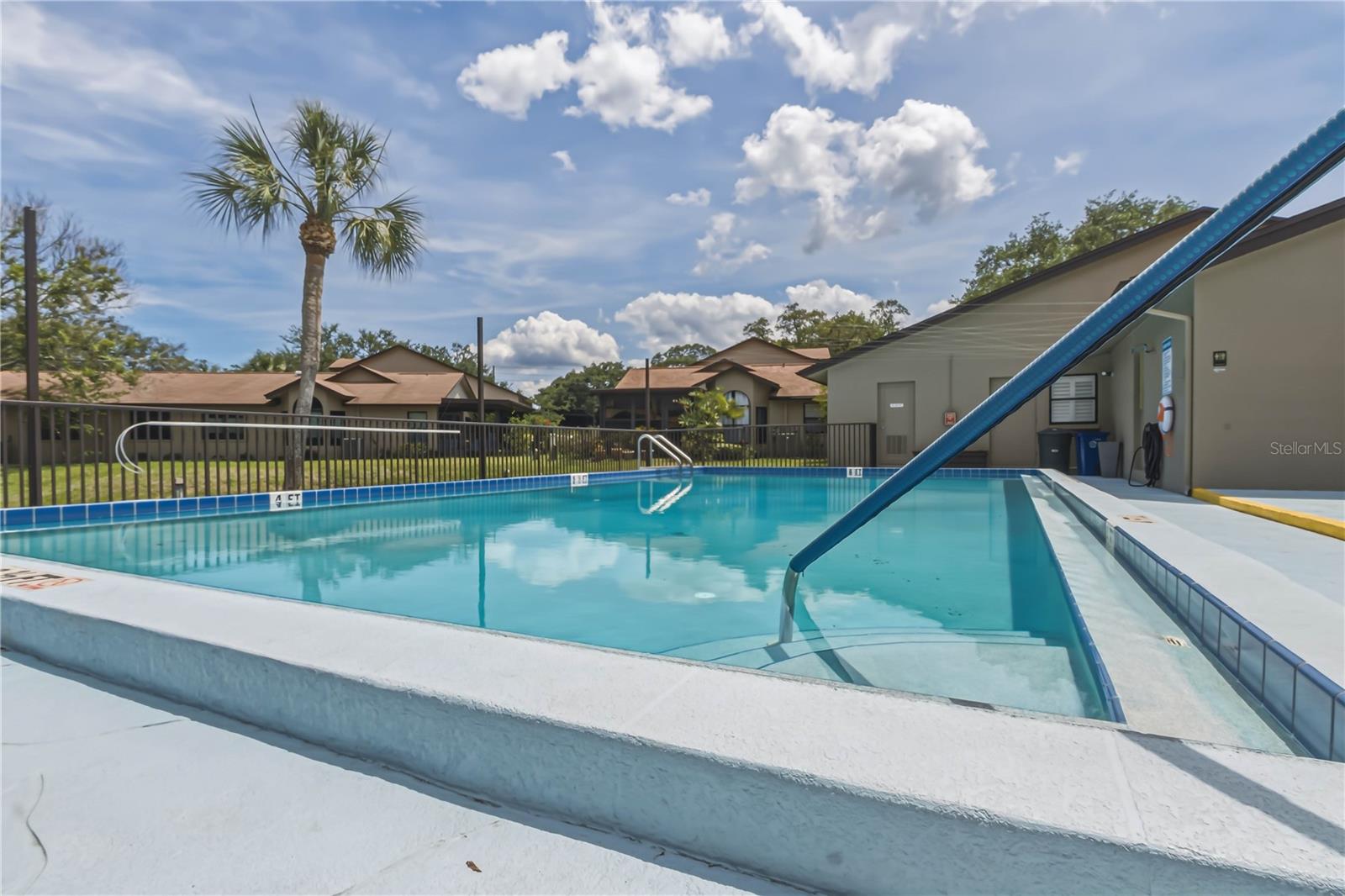BRAEMOOR LAKE VILLAS - Residential