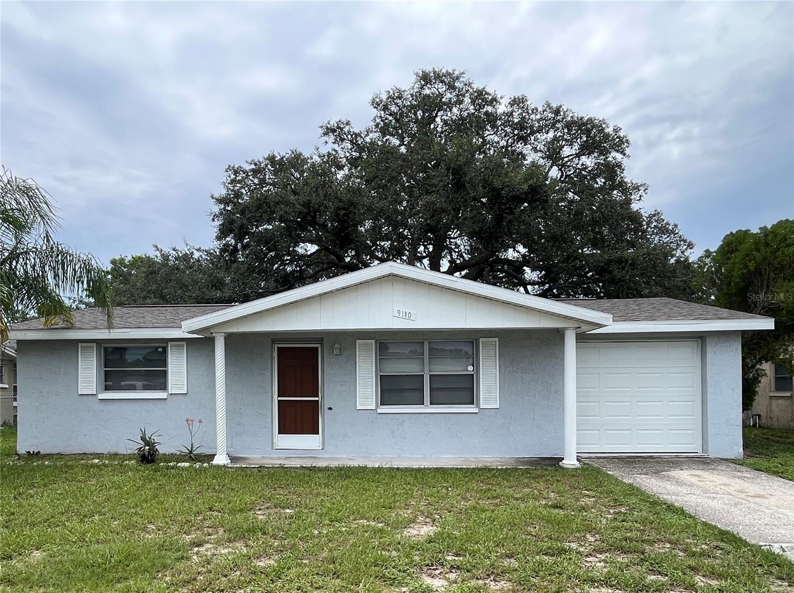 Welcome to this beautiful and inviting 2-bedroom, 1-bathroom home nestled in the heart of Regency Park, Port Richey. Perfectly positioned between US-19 and Little Rd, you’ll enjoy easy access to shopping, dining, and local conveniences.
Step inside to tiled flooring in the main living areas for easy maintenance, with plush carpet in the bedrooms for added comfort. The centrally located kitchen offers generous cabinet and countertop space—ideal for everyday cooking and entertaining.
Additional highlights include; Attached garage for shaded parking or extra storage & screened back patio.
This charming home combines comfort, convenience, and lifestyle perks in one affordable package.
Call today to schedule your tour !!!