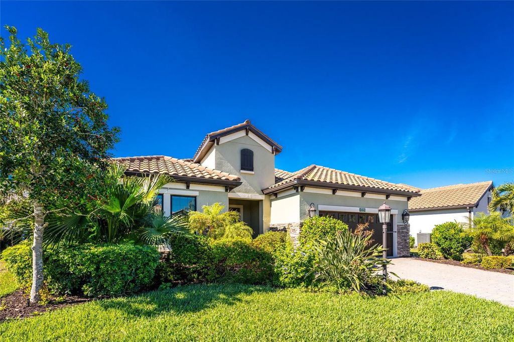 Photo of 26842 Weiskopf Drive, Englewood, FL 34223 (MLS # C7524625)