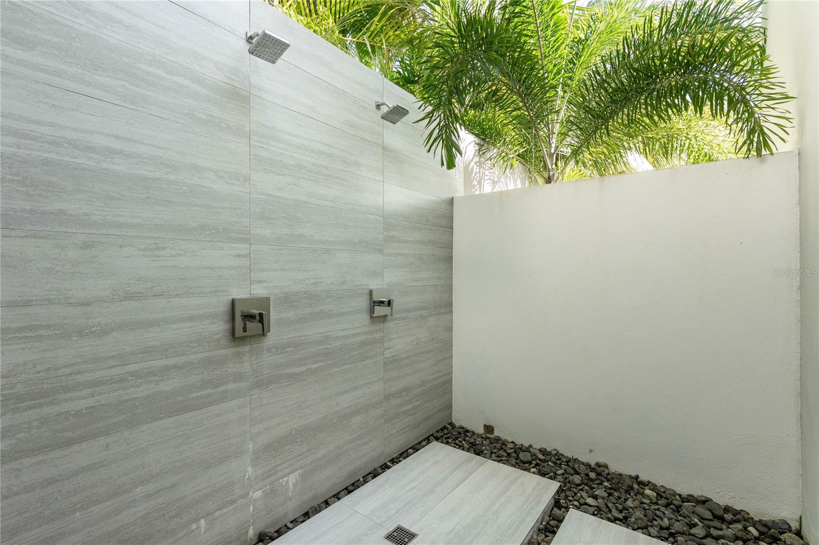 THE ISLES AT DORADO BEACH - Residential