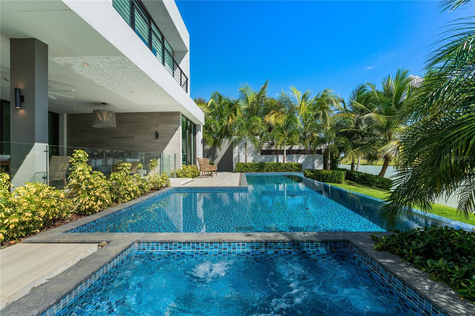 THE ISLES AT DORADO BEACH - Residential
