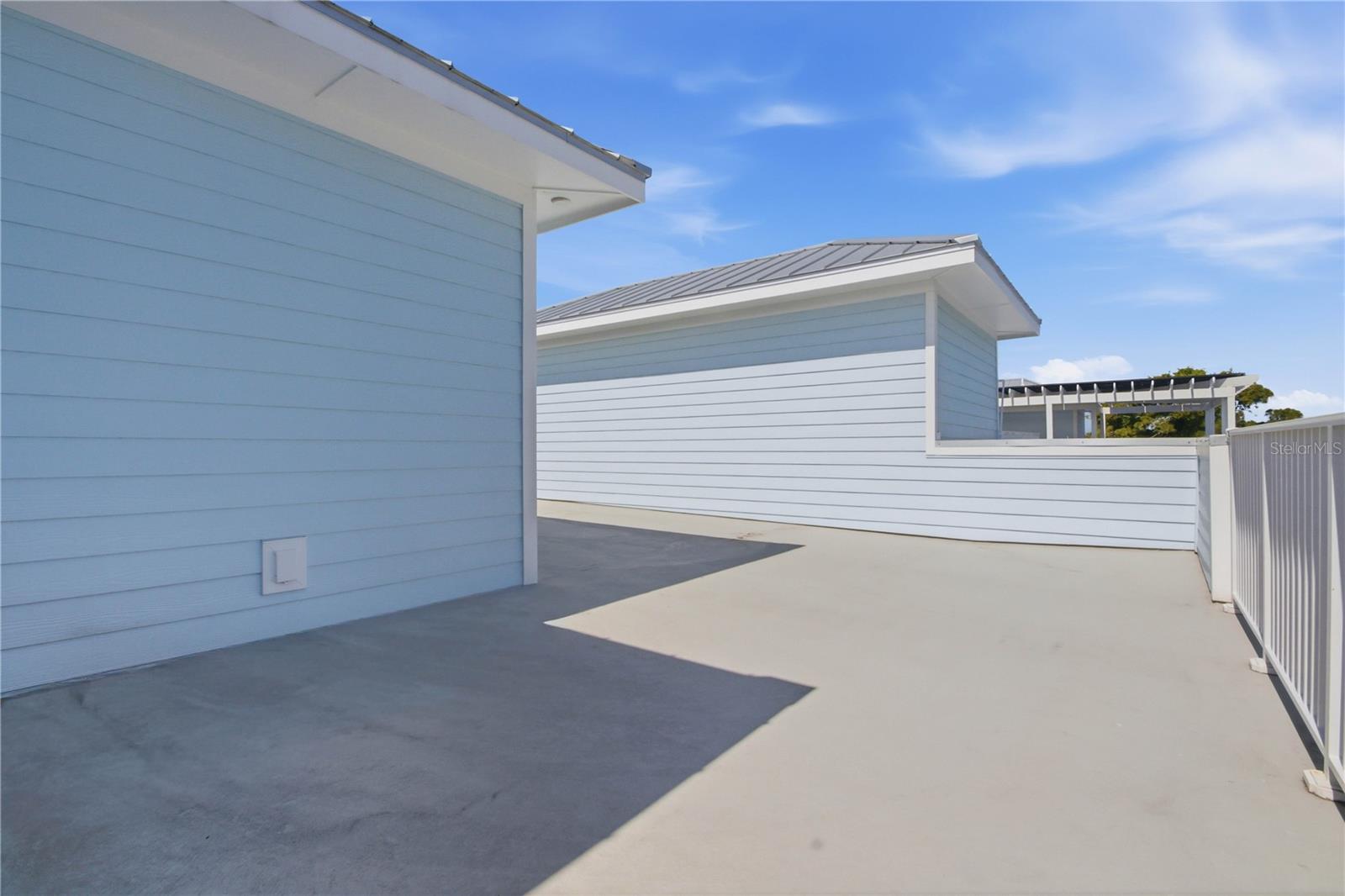 MIRA VISTA TWNHMS PH II - Residential