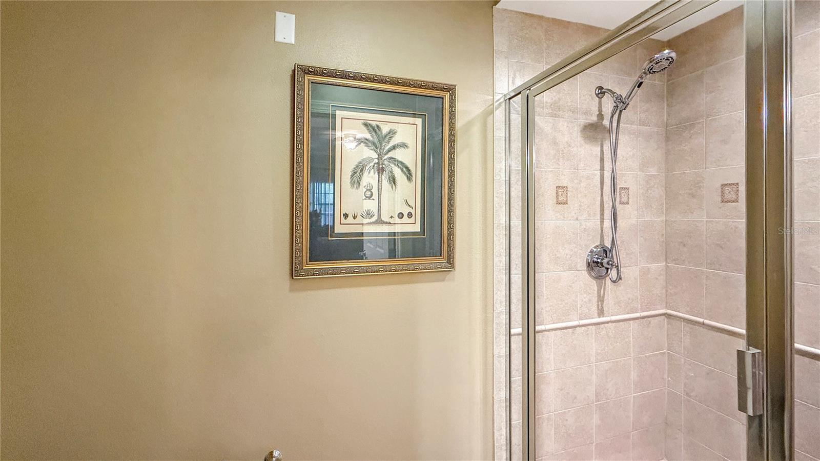 CENTRE COURT RIDGE CONDO PH 11 BLDG K - Residential