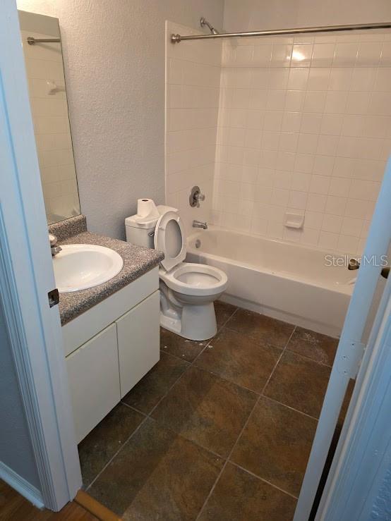 THE PROMENADE AT TAMPA PALMS A - Residential Lease