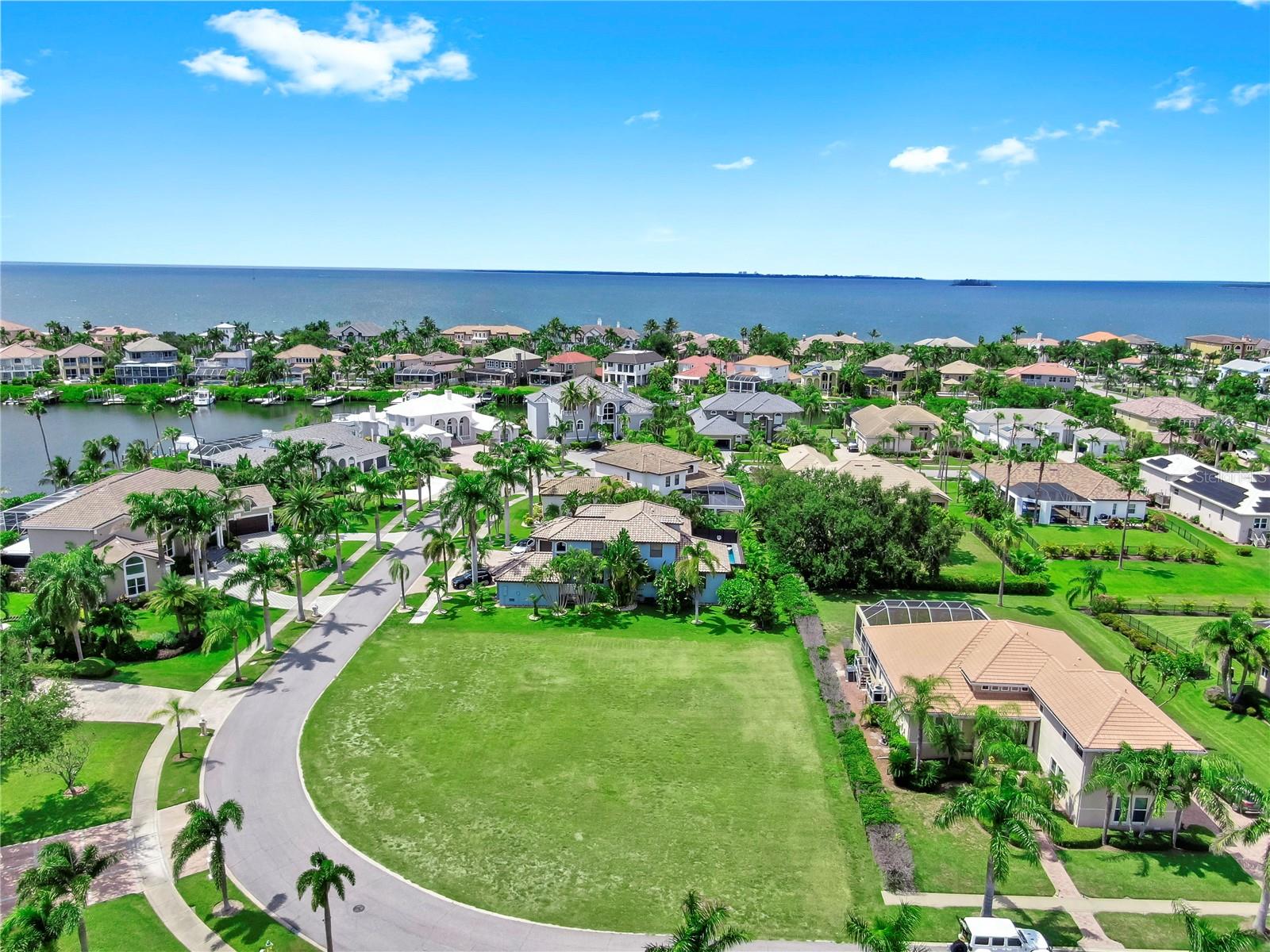 FLAT ISLAND - Residential