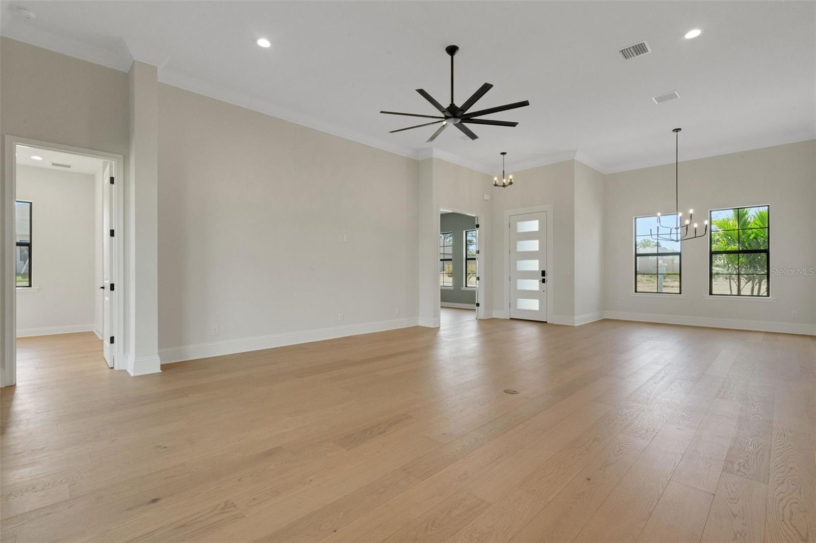 5374 CLUBHOUSE HILLS LN