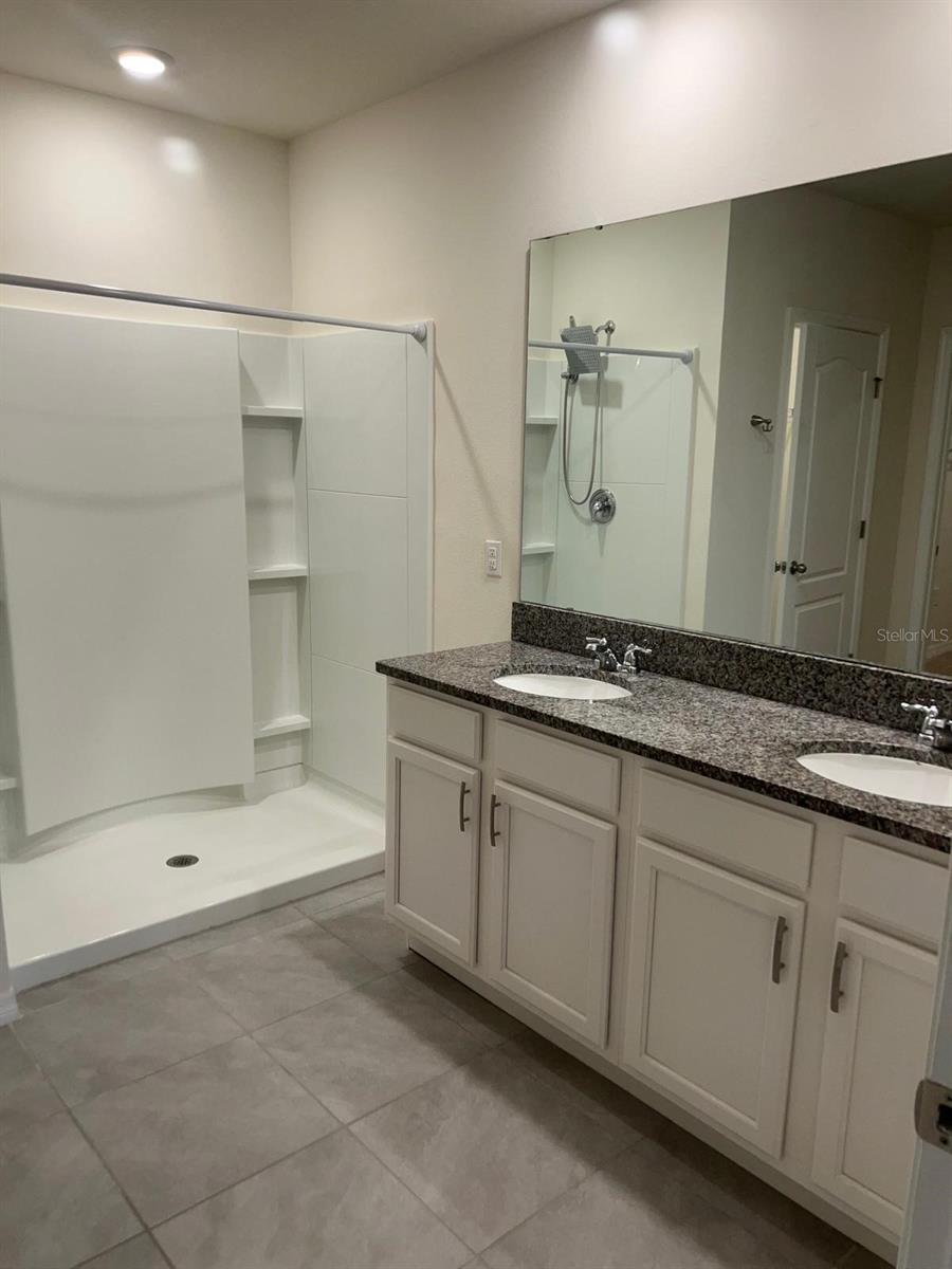 INMAN GRVS PH 1 - Residential Lease