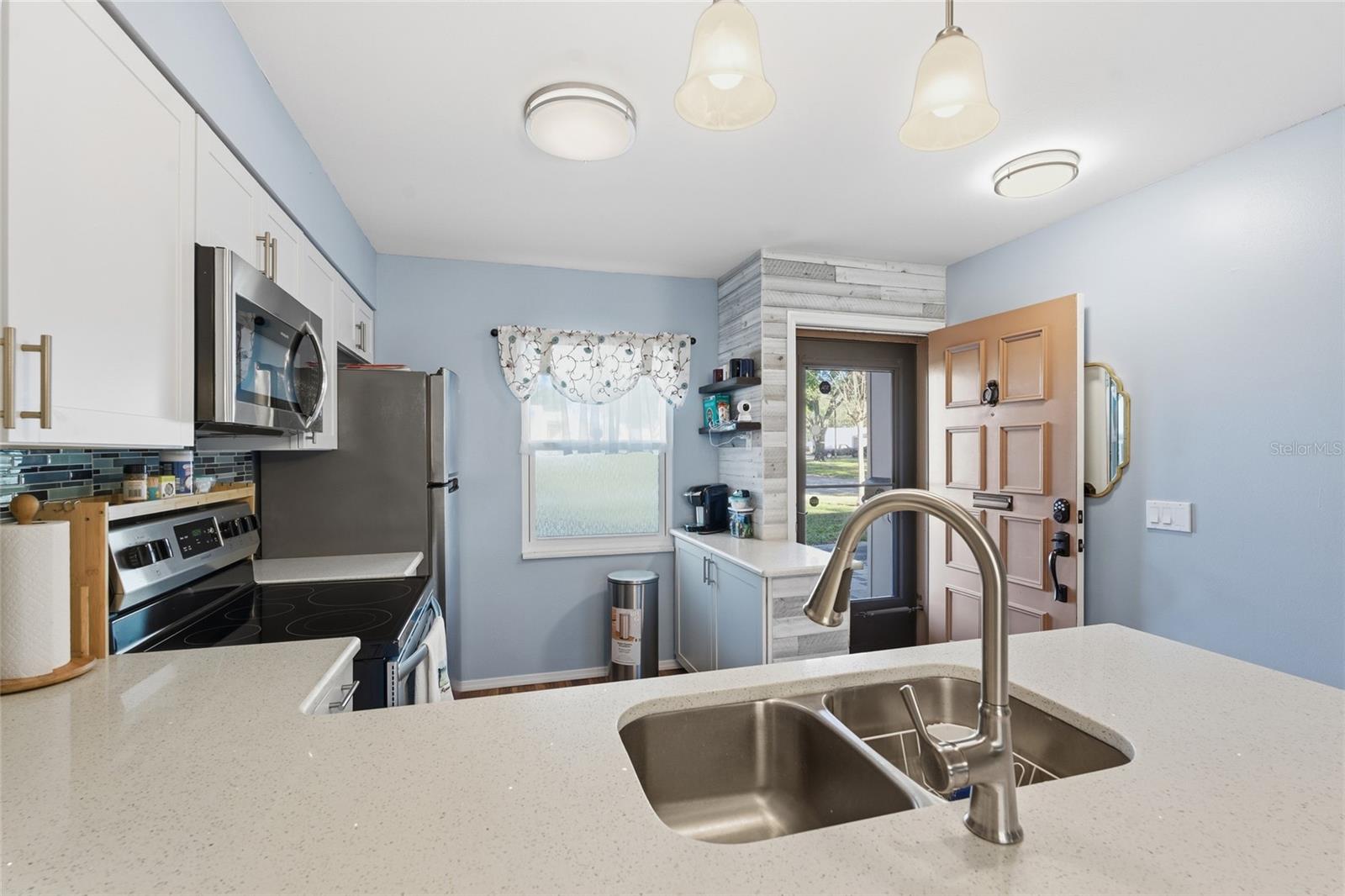 MISSION HILLS CONDO - Residential