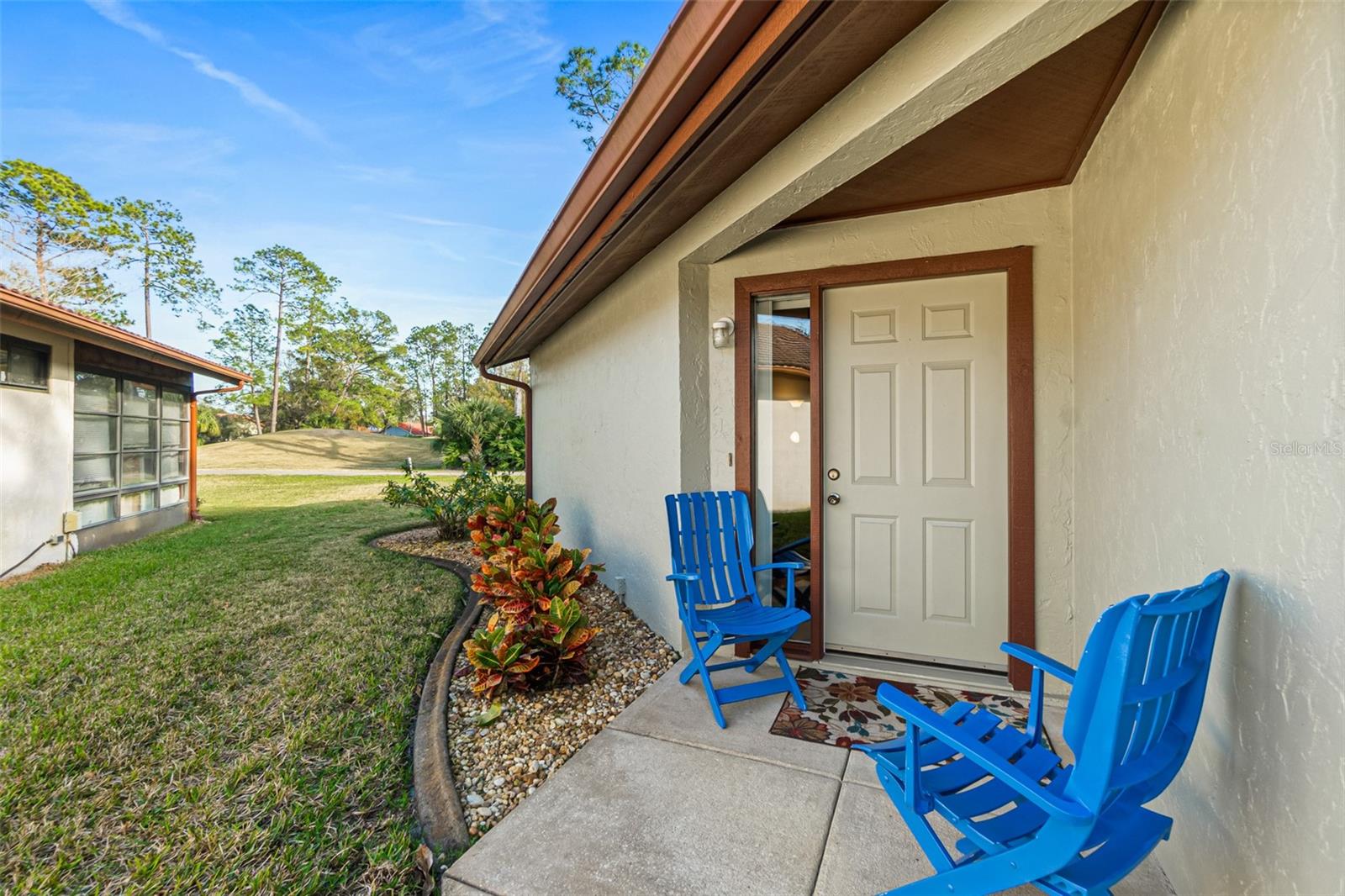 7 LAGO VISTA PLACE