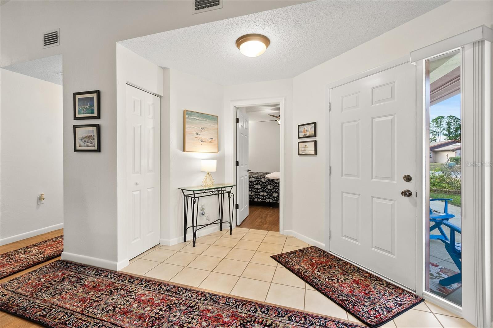 7 LAGO VISTA PLACE