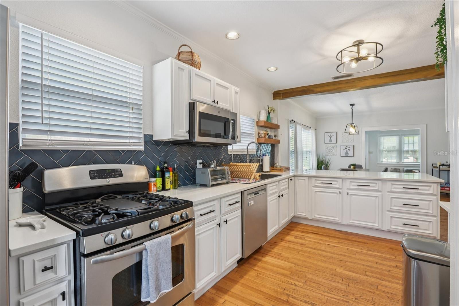 KENWOOD SUB - Residential