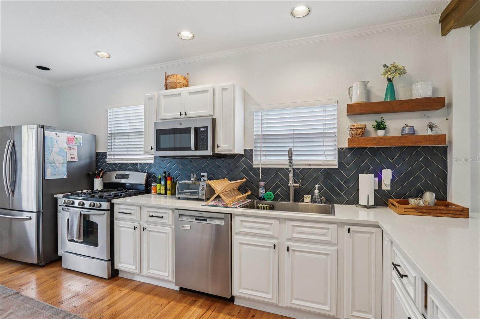 KENWOOD SUB - Residential